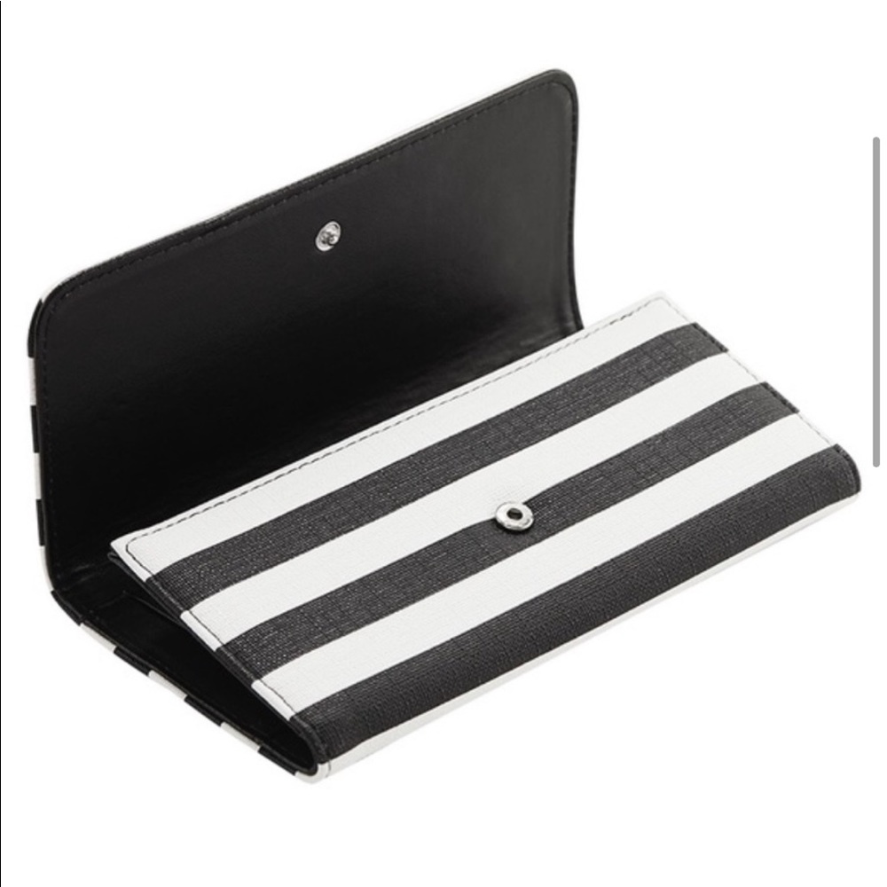 Kut from the Kloth black and white‎ stripped wallet